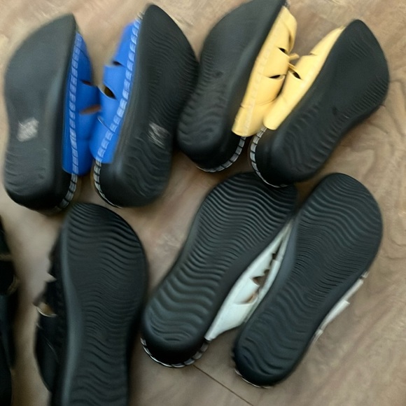 ❤️❤️4 NWOT pretty sandals - Picture 2 of 8